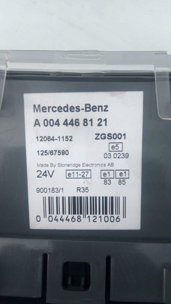 A 0044468121 zegary licznik Mercedes Atego Axor