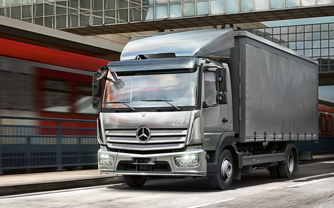 Mercedes-Benz Atego seria, która łączy w sobie funkcjonalność, bezpieczeństwo i wysoki komfort